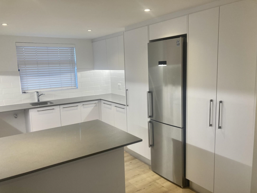2 Bedroom Property for Sale in Newlands Western Cape